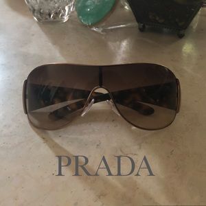 PRADA sunglasses!